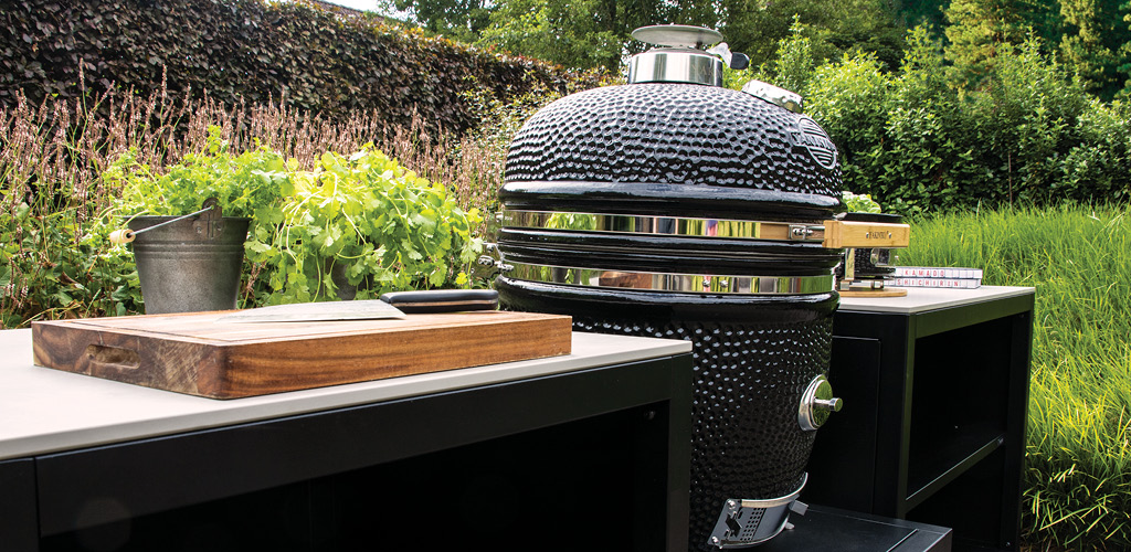 Kamado outdoor kitchen hotsell